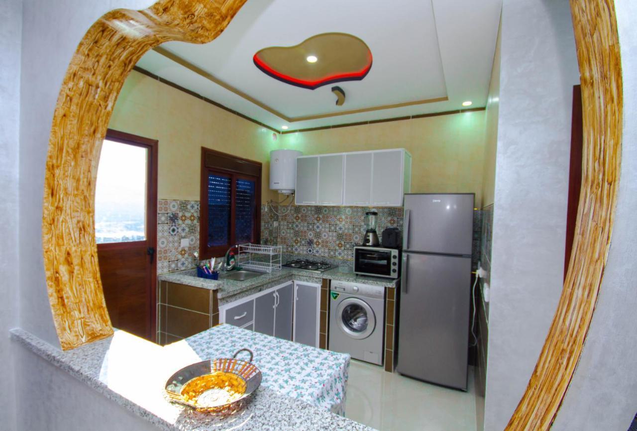 Tres Joli Appartement Avec Une Vue Panoramique. เชฟชาอูน ภายนอก รูปภาพ